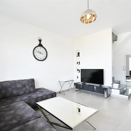 0047 Exodus 2-bedroom Duplex In Mahmutlar With Sea, Mountain And Castle Views 아파트
